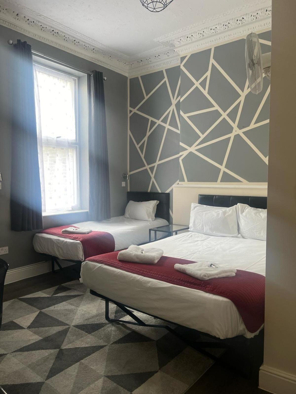 Saba Rooms And Apartments London Exteriör bild