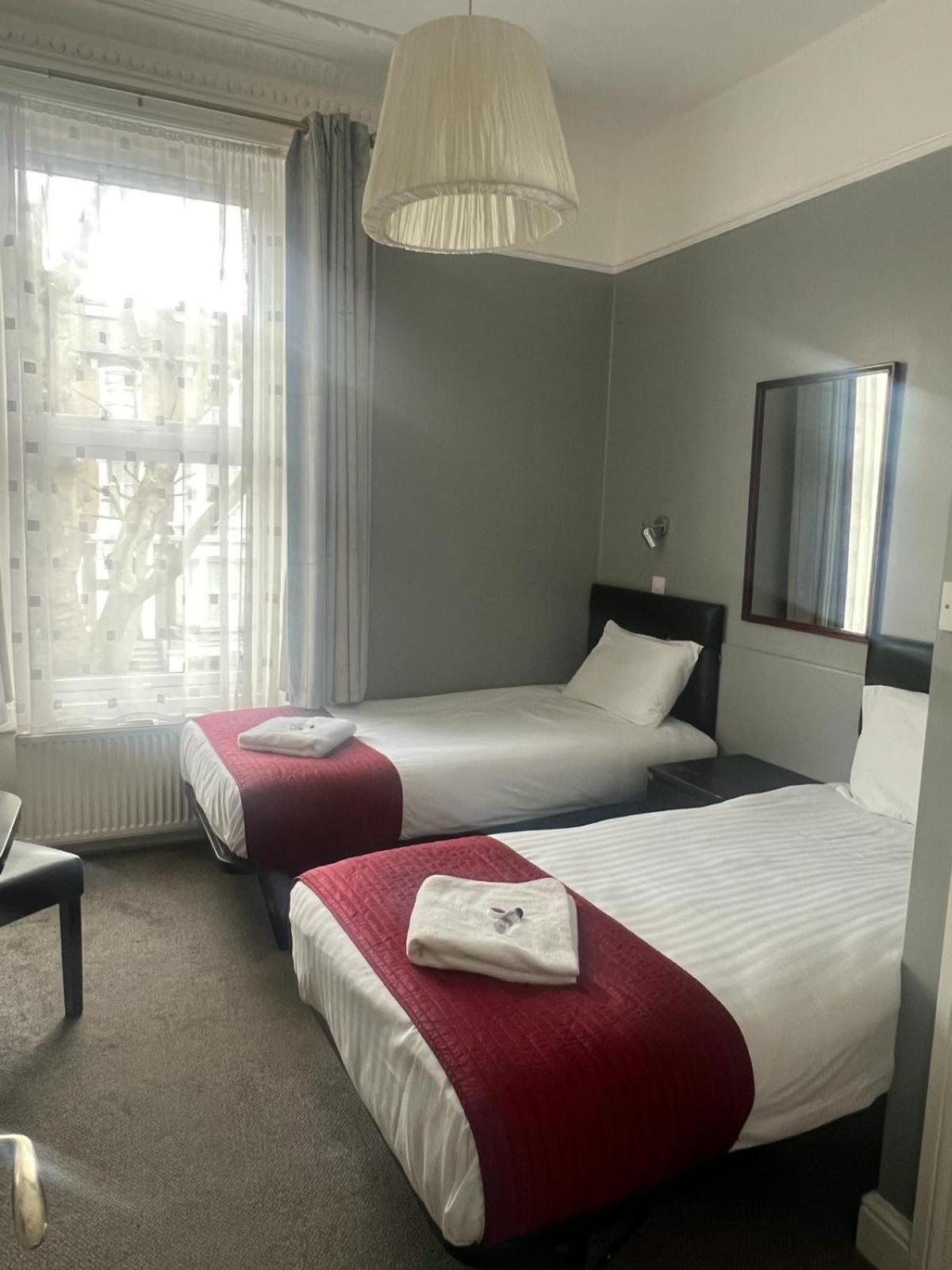 Saba Rooms And Apartments London Exteriör bild